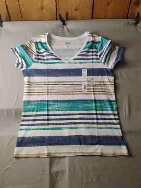 croft & barrow Women’s Short Sleeve V-Neck Striped Tee in White, Blue, Green